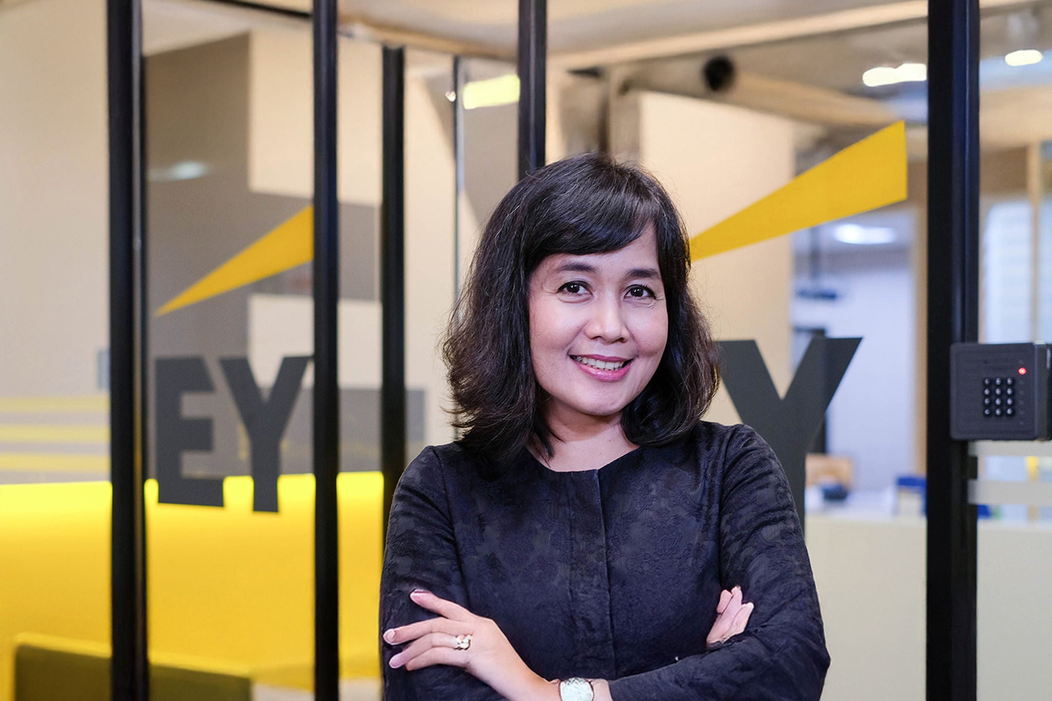 Photographic portrait of Lusi Anda Sari Lubis